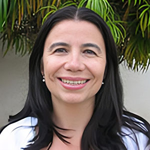 Dr. Victoria Gonzalez-Rivera